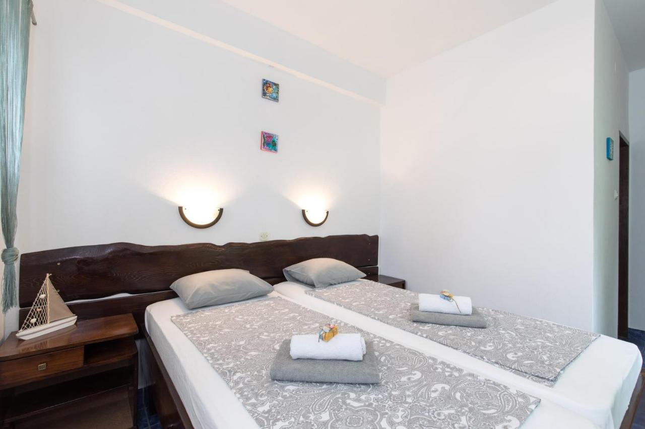 Hotel Pape Punat Exterior foto