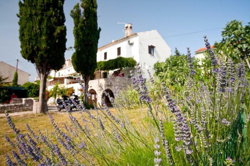 Hotel Pape Punat Exterior foto